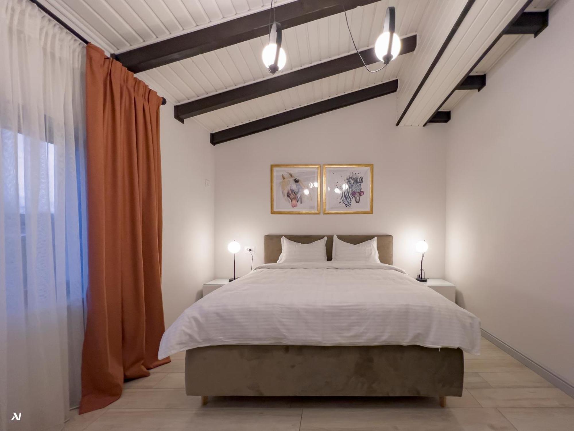 First Apartments Focsani Ngoại thất bức ảnh