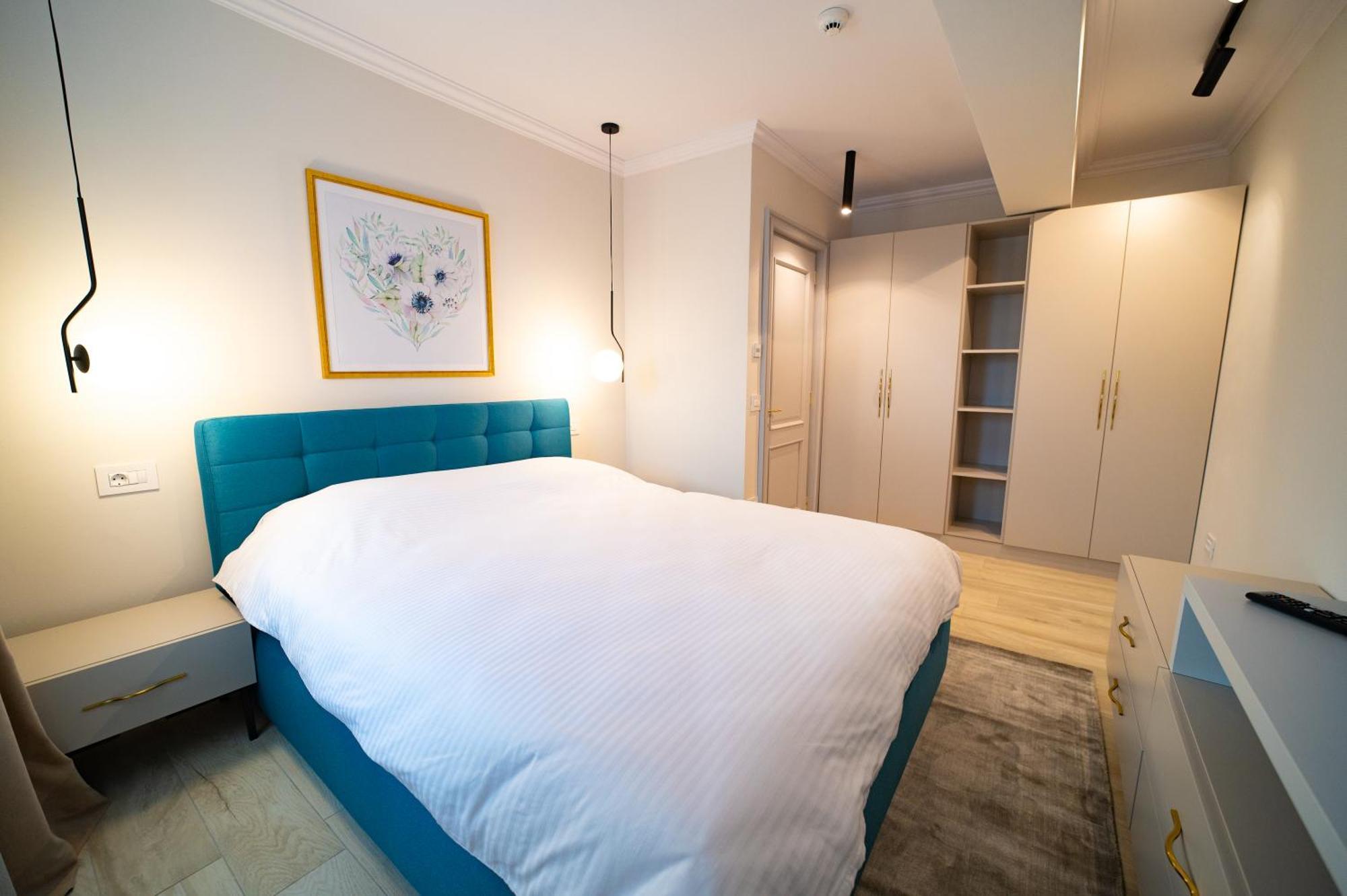 First Apartments Focsani Ngoại thất bức ảnh